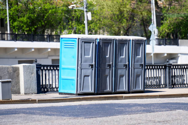 Portable Toilet Options We Offer in Holtsville, NY